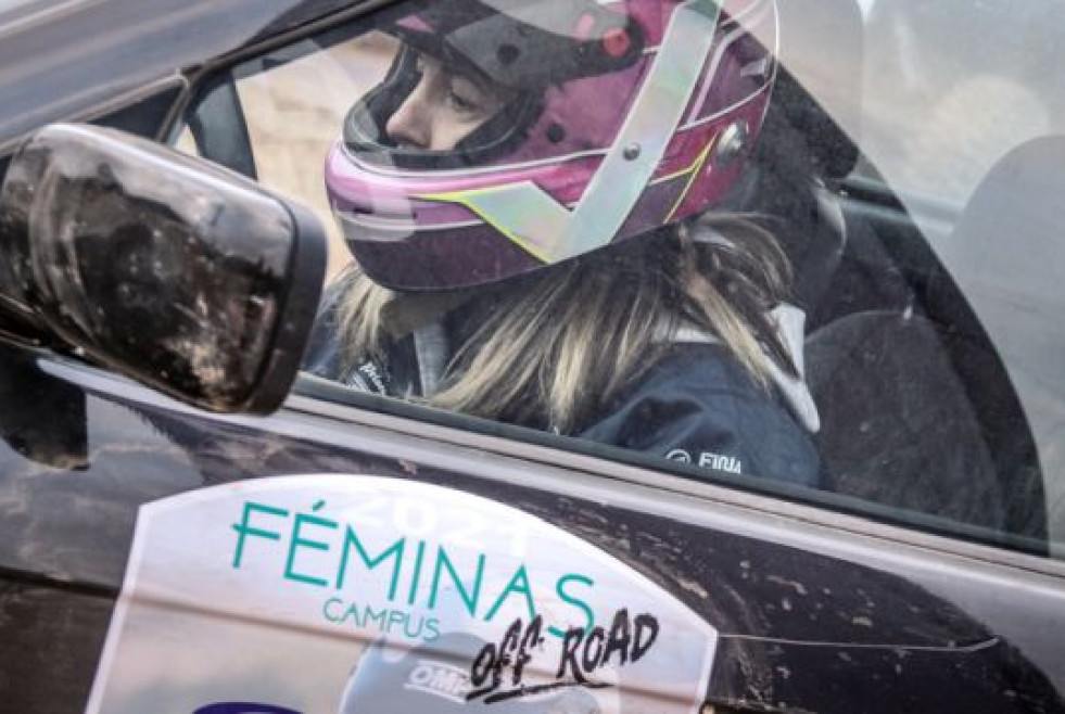 Grupo andres automovilismo femenino