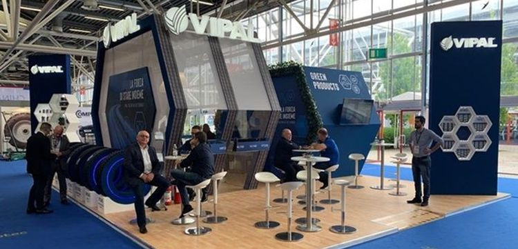 Vipal stand autopromotec