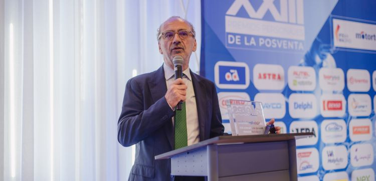 Premios Personajes Posventa Juan Carlos Pérez Castellanos