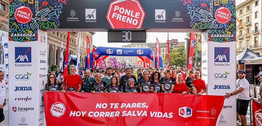FOTO PANCARTA PONLE FRENO ZARAGOZA  25