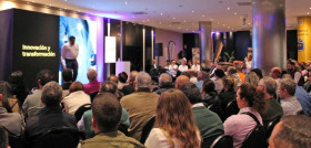 XIV Convención Center´s Auto