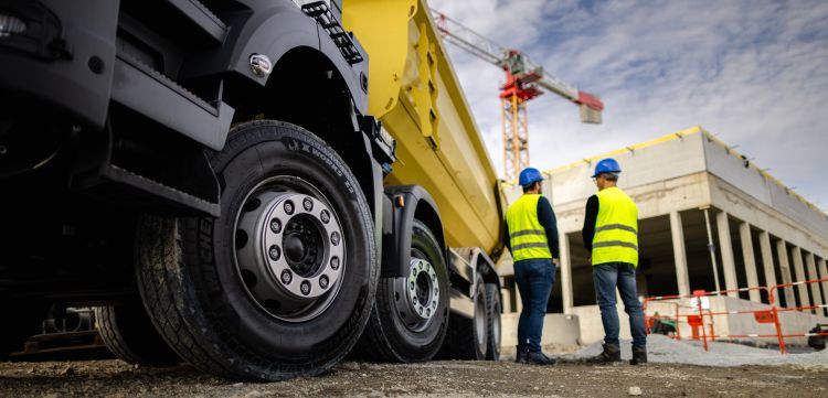 MICHELIN X WORKS construccion