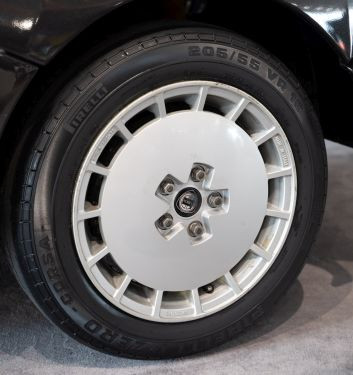 Pirelli P Zero Lancia Delta S4 Stradale 2