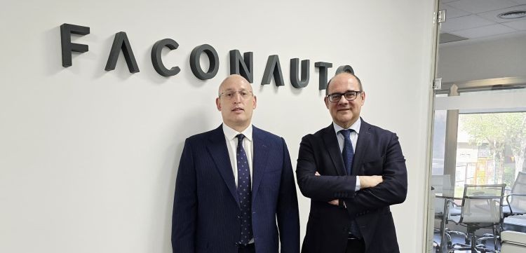 Faconauto snap on