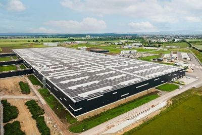 Daimler Truck centro global repuestos Halberstadt 2