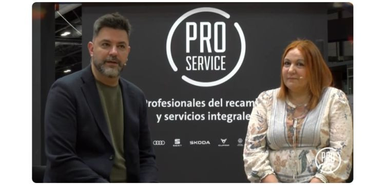 Pro service podcast mujer taller