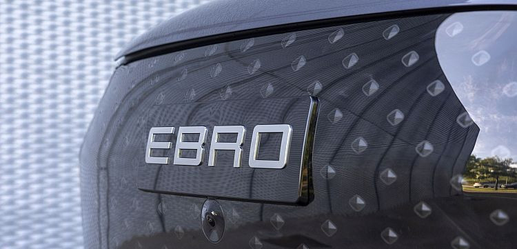 Detalle EBRO s700 PHEV