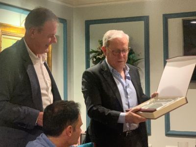 aeaca cuerno homenaje