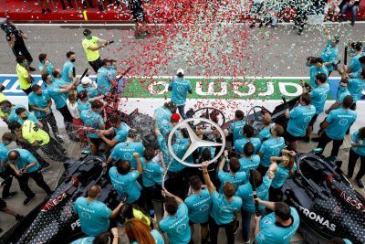 Axalta Mercedes AMG formula1 celebracion