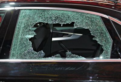 carglass tesla 2