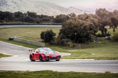 Goodyear  EF1SS GT2RS porsche2