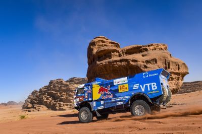 varta clarios kamaz dakar 2